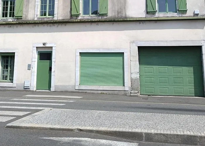 Apartment T2 Bis Proche Centre *